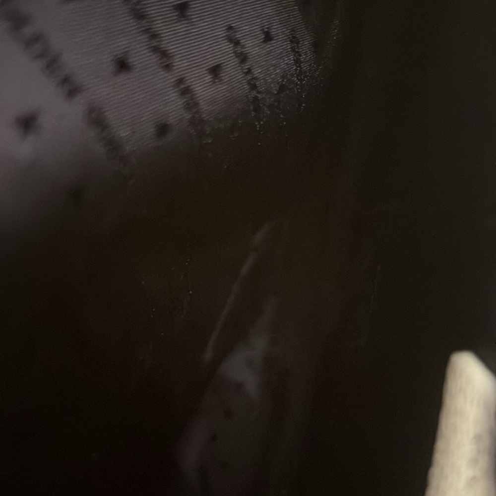 Beautiful. Brand new ish. crème bag with star and crossbody. Classic - Picture 8 of 8